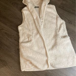 Cute silk sleeveless vest